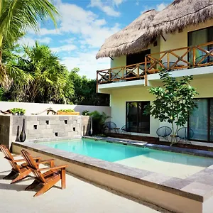 La Puerta Azul Beachfront - Adults Only Isla Holbox